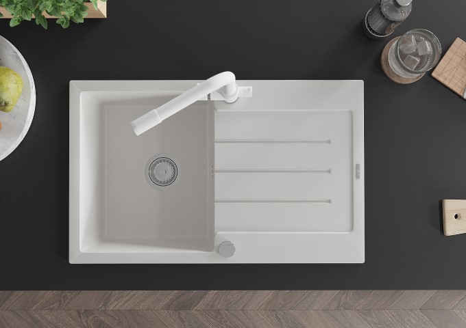 Witte keukenkranen met uittrekbare uitloop