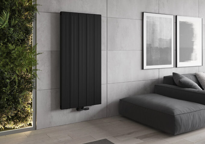 Moderne decoratieve radiator met thermostatische kop