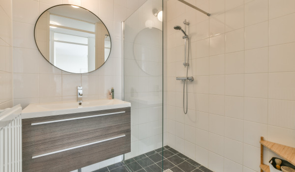 Waar de douchewand plaatsen?