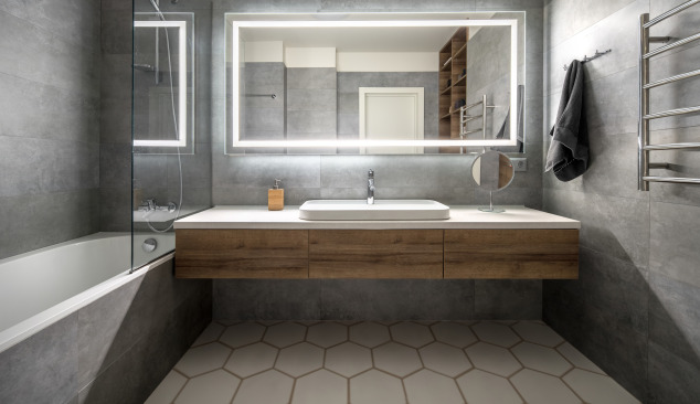 We organiseren de badkamer