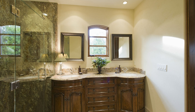 Typen deuren voor douchecabines op basis van openingswijze