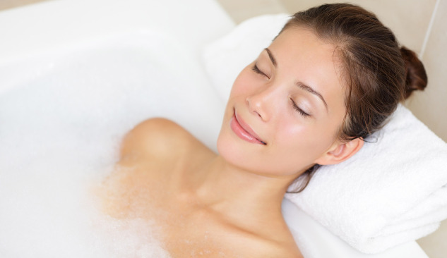 Is het de moeite waard om te kiezen voor een gietijzeren bad?