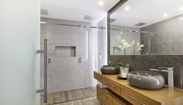 Kan een douche zonder bak in een flat worden geïnstalleerd?