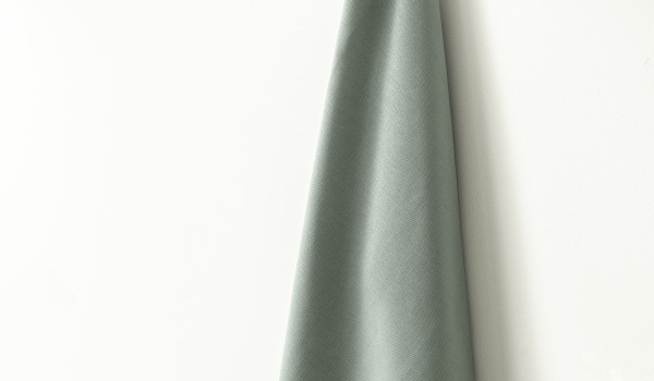 Hoe haakjes in de badkamer te lijmen?