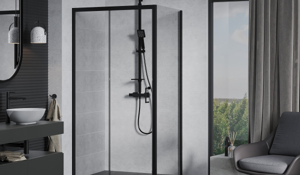 Grijs interieur met zwarte douchecabine