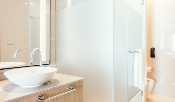 Wat in plaats van tegels in de douche?