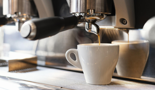 Reiniging van de koffiemachine - hoe ontkalk je een koffiemachine correct?