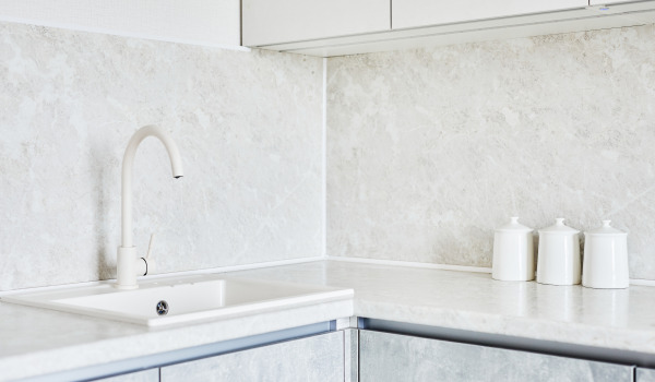 Composieten gootsteen - hoe zorg je ervoor?