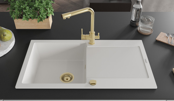 Luxe, gouden keukenkraan