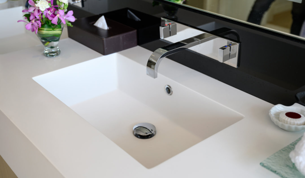 Afvoerplug voor wastafel met of zonder overloop?