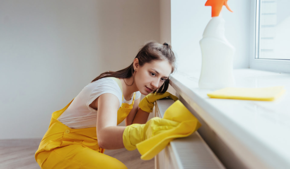 Hoe maak je een radiator van binnen en buiten schoon?