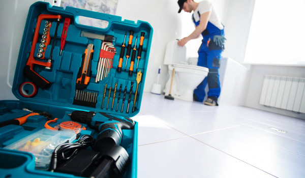 Hoe installeer je een toiletpot?